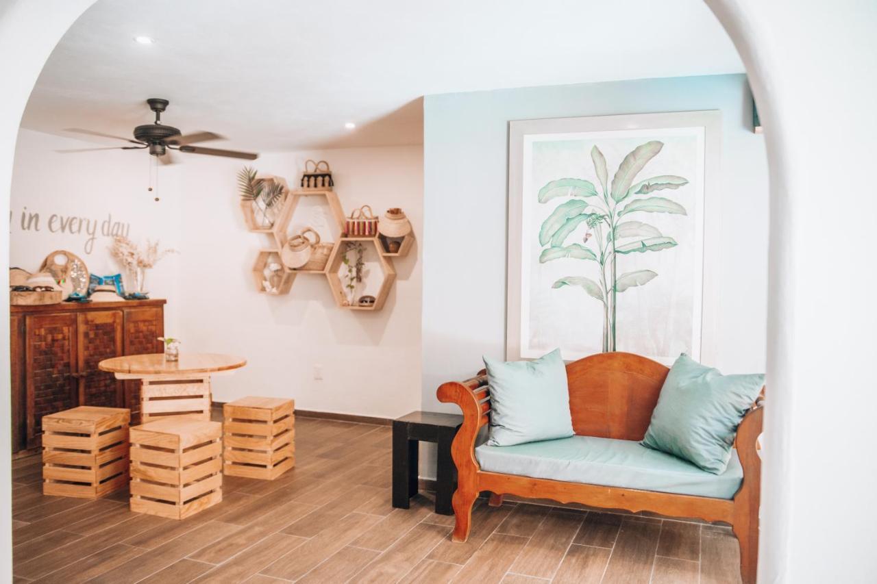 Ahava Hotel Playa del Carmen Exterior photo