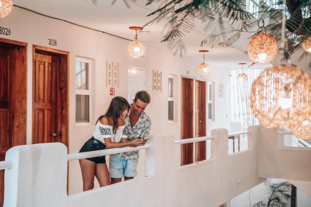 Ahava Hotel Playa del Carmen Exterior photo