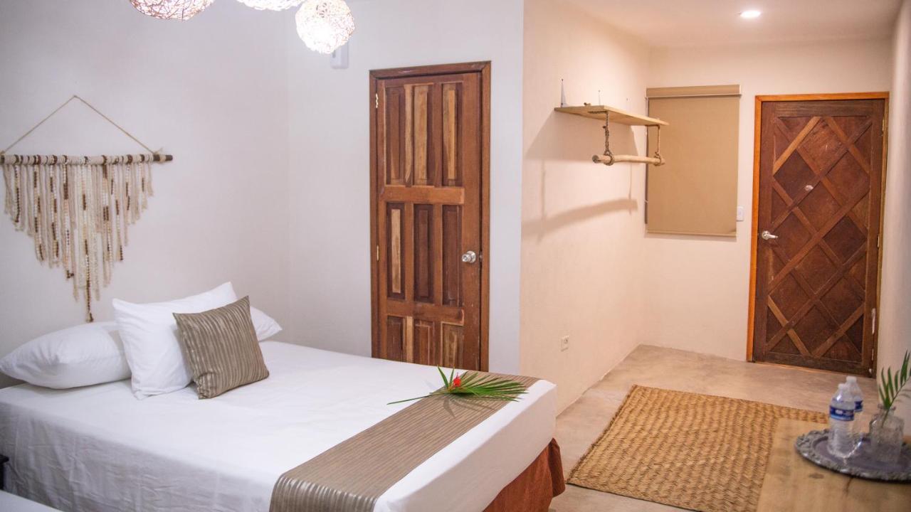 Ahava Hotel Playa del Carmen Exterior photo