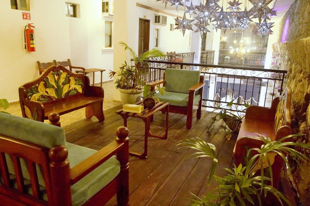 Ahava Hotel Playa del Carmen Exterior photo