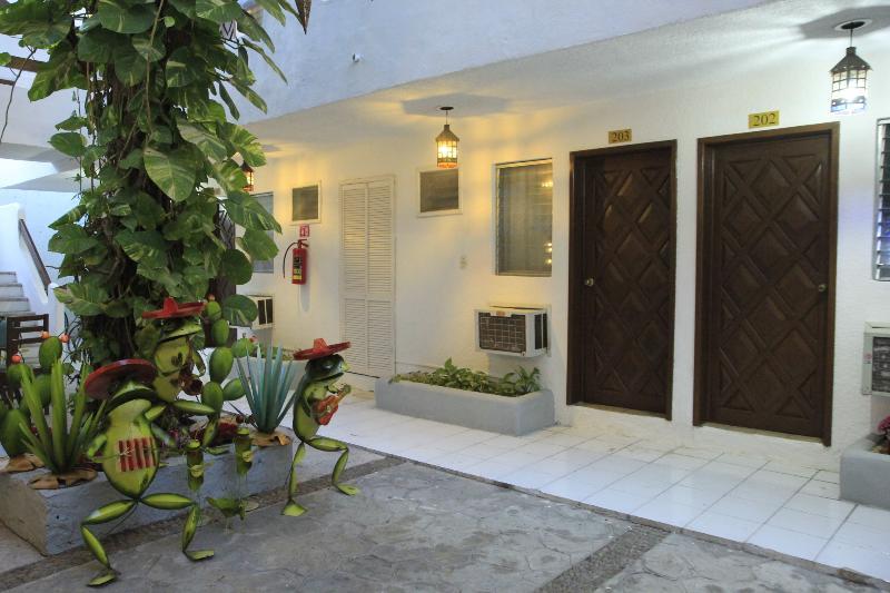 Ahava Hotel Playa del Carmen Exterior photo