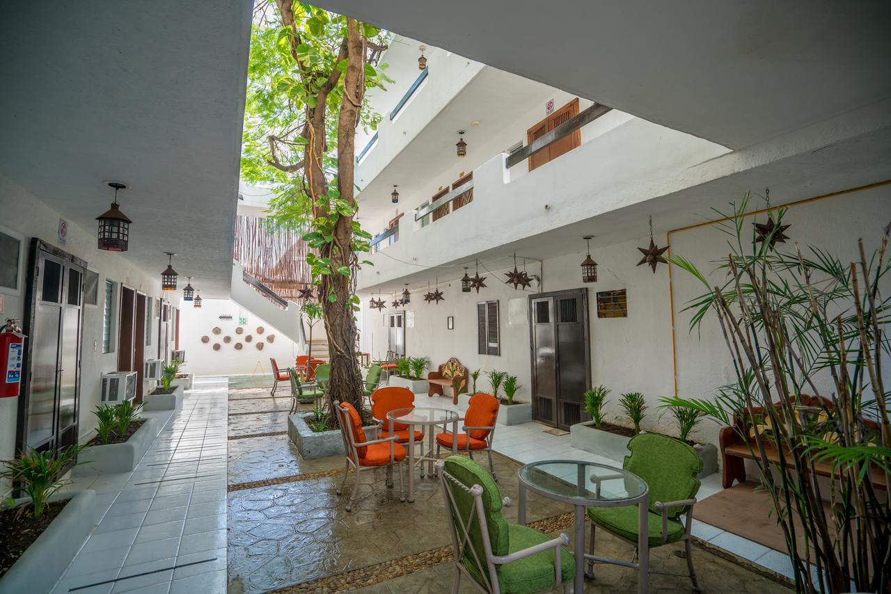 Ahava Hotel Playa del Carmen Exterior photo